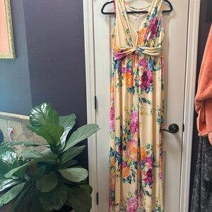 NWT Pinkblush Floral Maxi Dress